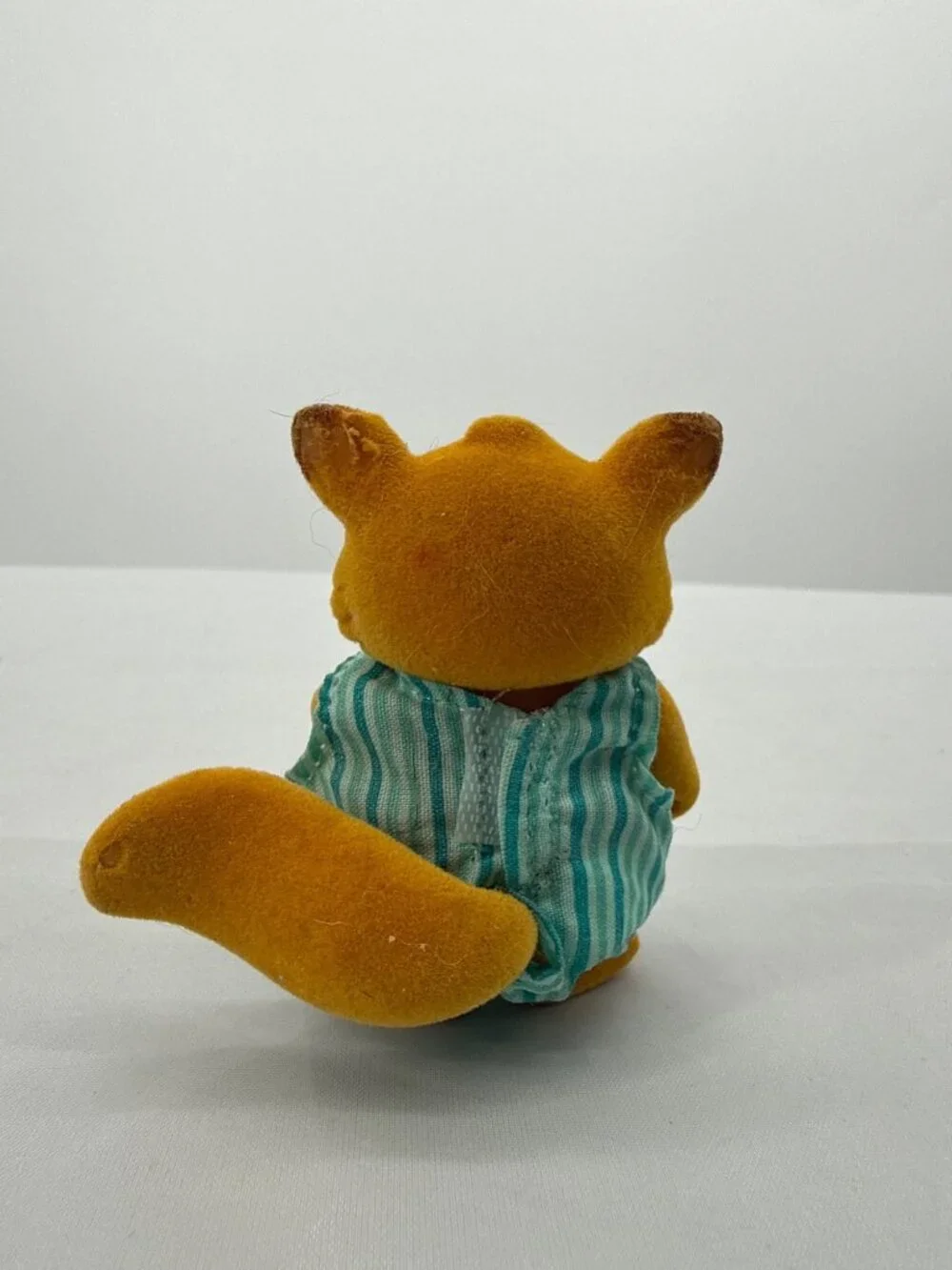 Li'l Woodzeez Howie Tippytail Fox Figure Calico Critters Style Mini Toy